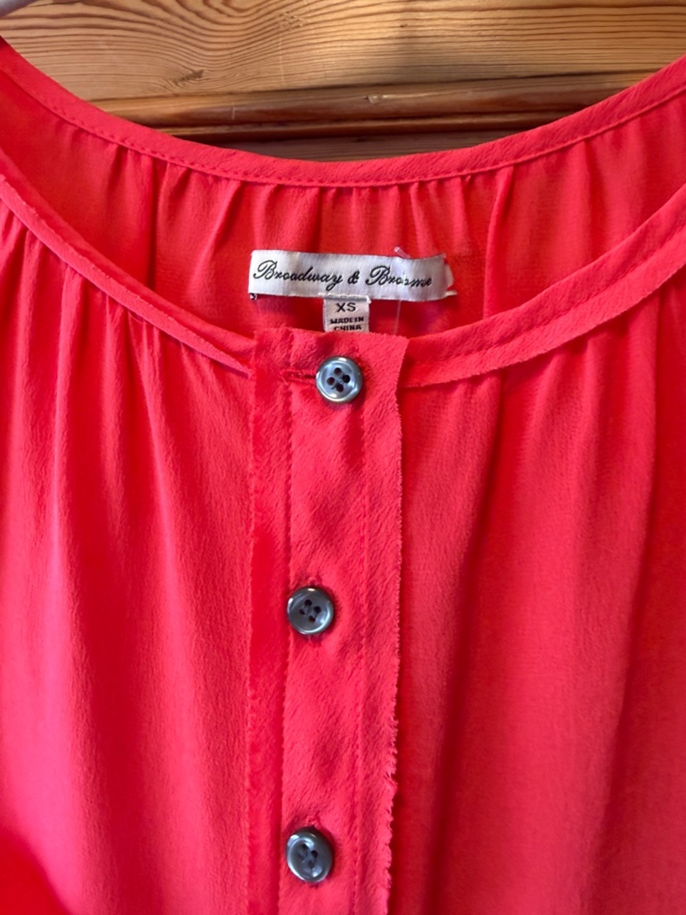 Madewell Silk Broadway & Broome Coral-Red Women's Button Front Silk Henley Top - Picture 2 of 13